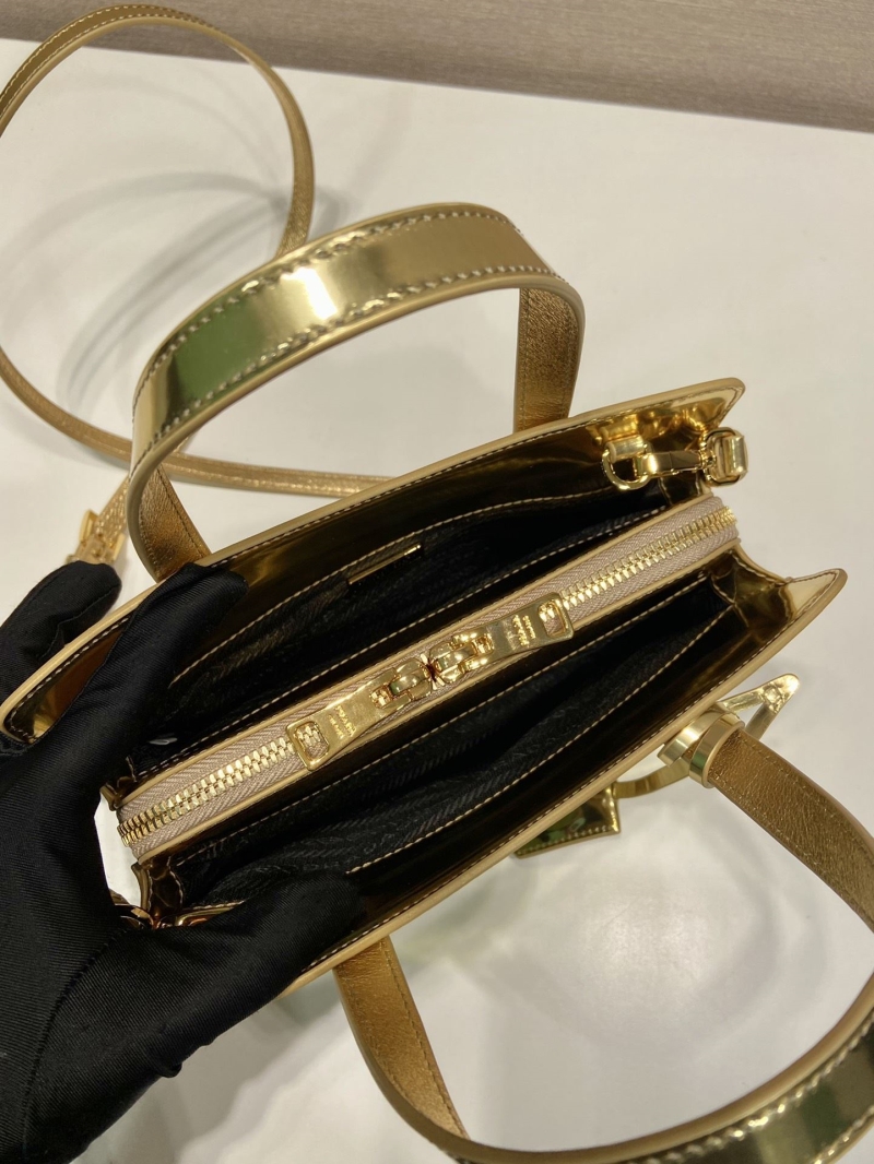 Pra*a top handle bags